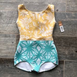 NWT Seea Lido One Piece in Fiori Size Small
